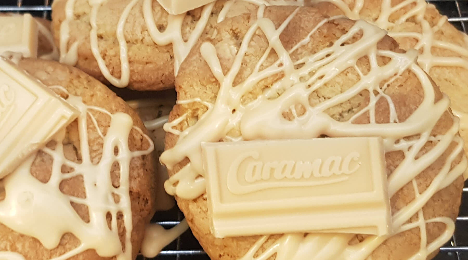 NYC White Chocolate Chip & Caramac Cookies Recipe – Potters Cookshop