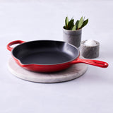Le Creuset Signature Cast Iron 26cm Round Skillet - Cerise