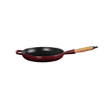 Le Creuset Signature Cast Iron 28cm Frying Pan - Garnet