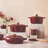 Le Creuset Signature Cast Iron 24cm Round Casserole - Garnet