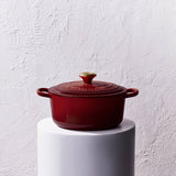 Le Creuset Signature Cast Iron 24cm Round Casserole - Garnet