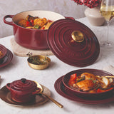 Le Creuset Signature Cast Iron 24cm Round Casserole - Garnet