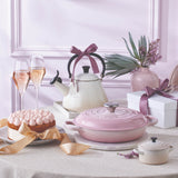 Le Creuset Signature Cast Iron 26cm Shallow Casserole - Shell Pink