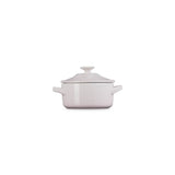 Le Creuset La Jardin Daffodil Stoneware Petite Round Casserole - Shell Pink