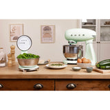 Smeg 50's Retro Style KSF01 Kitchen Scales - Pastel Green