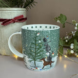 Alex Clark Christmas 400ml China Mug - Decorating The Tree