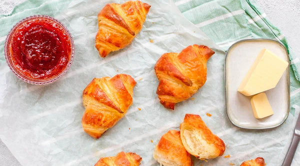 How to make butter croissants. Recipe lifestyle.