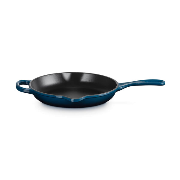 Le Creuset Signature Cast Iron 23cm Round Skillet - Nuit