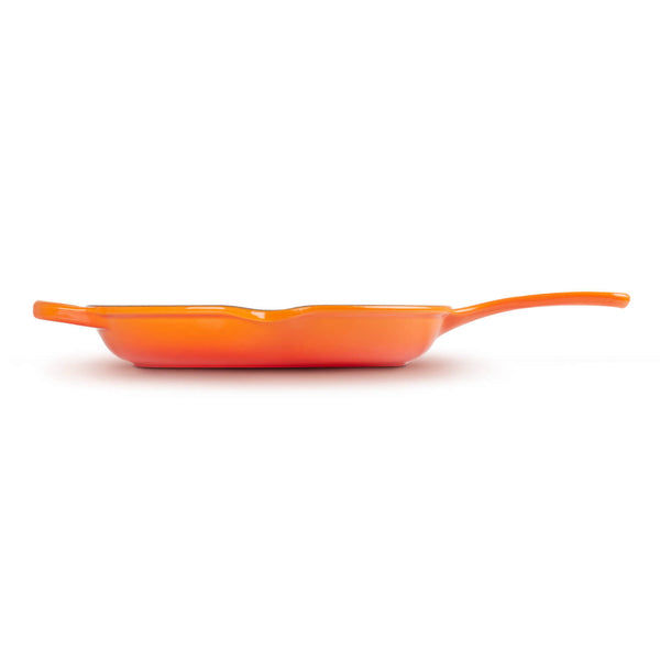 Le Creuset Signature Cast Iron 26cm Round Skillet - Volcanic