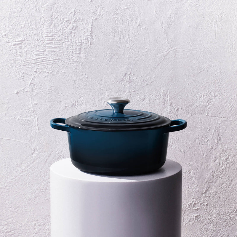 Le Creuset Signature Cast Iron 28cm Round Casserole - Nuit