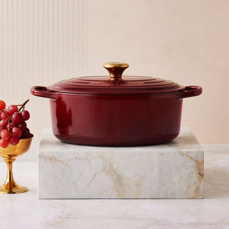 Le Creuset Signature Cast Iron 29cm Oval Casserole - Garnet