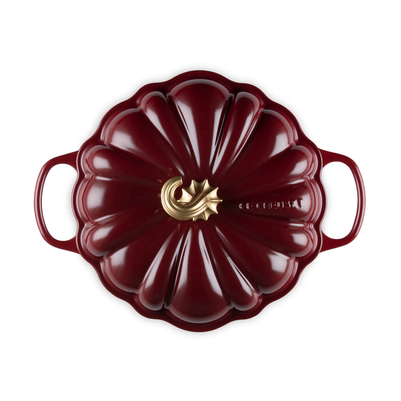 Le Creuset Halloween Signature Cast Iron 28cm Pumpkin Shallow Casserole - Garnet