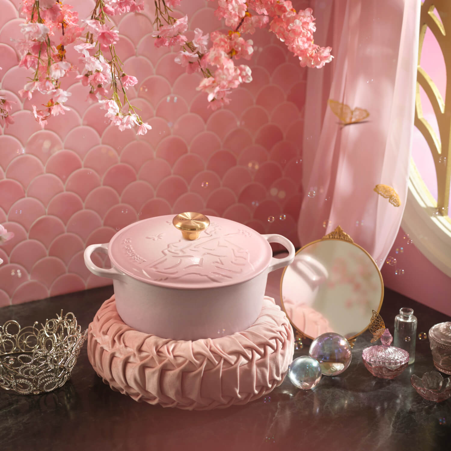 Wicked Shell Buy Le Creuset | Wicked Limited Edition Glinda 24cm Casserole - Pink ...