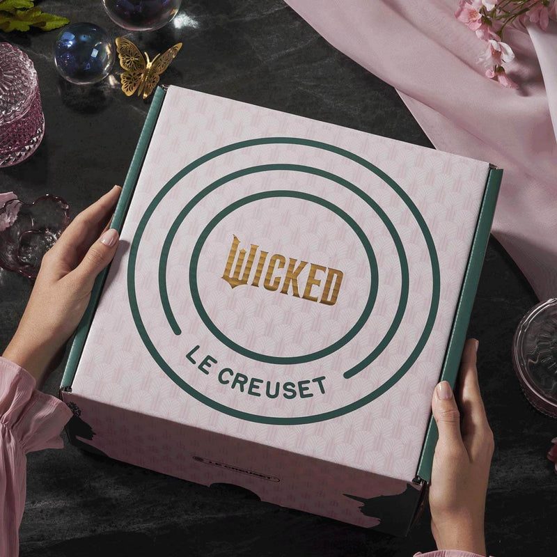 Le Creuset Wicked Limited Edition 2-Piece 24cm Cast Iron Casserole Set - Glinda & Elphaba