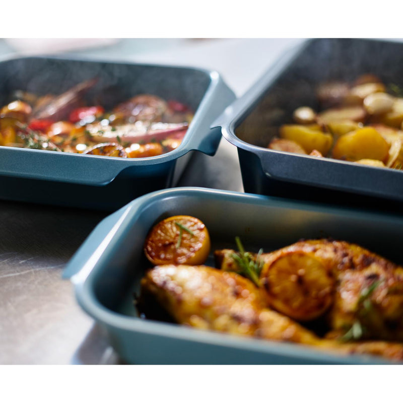 Joseph Joseph  Nest™ Oven Non-Stick Set of 3 Roasting Trays - Blue