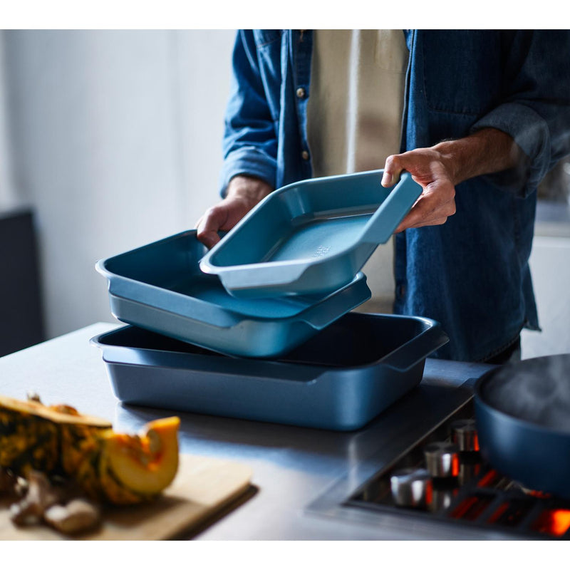 Joseph Joseph  Nest™ Oven Non-Stick Set of 3 Roasting Trays - Blue