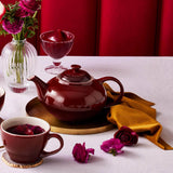 Le Creuset Stoneware Classic Teapot - Garnet