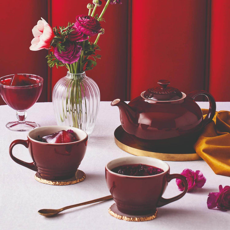 Le Creuset Stoneware Classic Teapot - Garnet