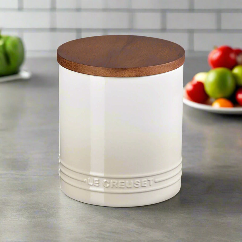 Le Creuset Stoneware Signature 1.1 Litre Storage Jar with Wooden Lid - Meringue