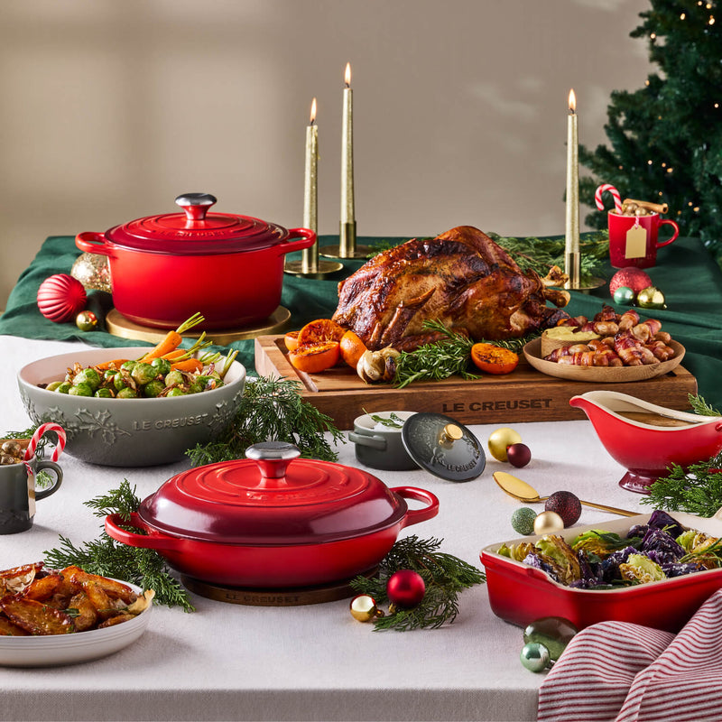 Le Creuset Stoneware Holly Petite Round Casserole - Thyme