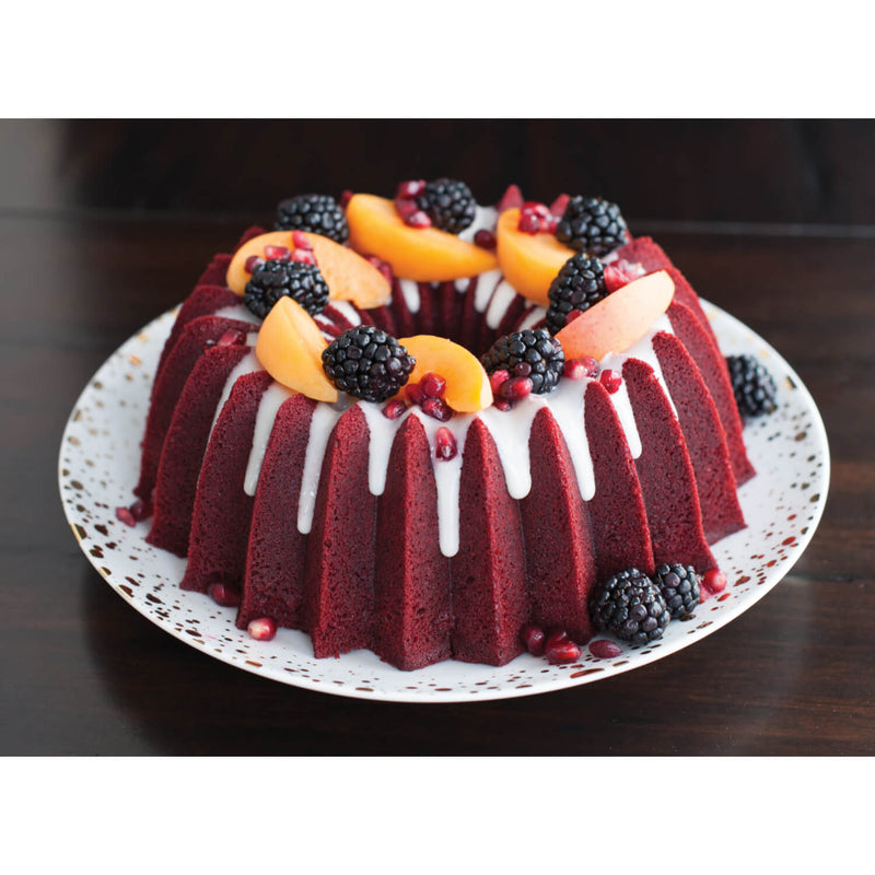 Nordic Ware Brilliance 10-Cup Bundt Pan - Gold
