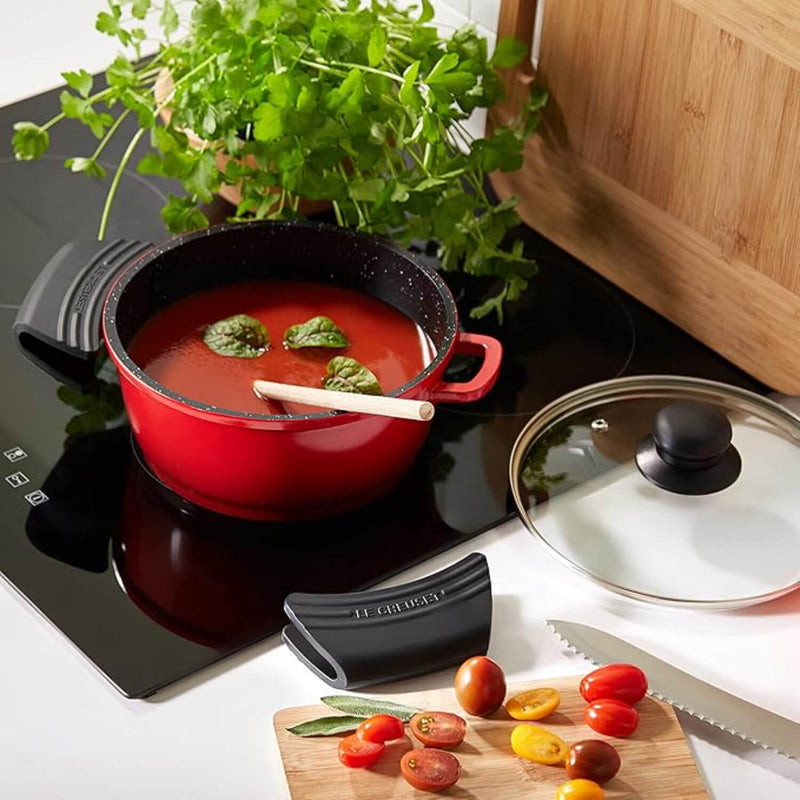 Le Creuset Set of 2 Silicone Side Handle Grips - Black