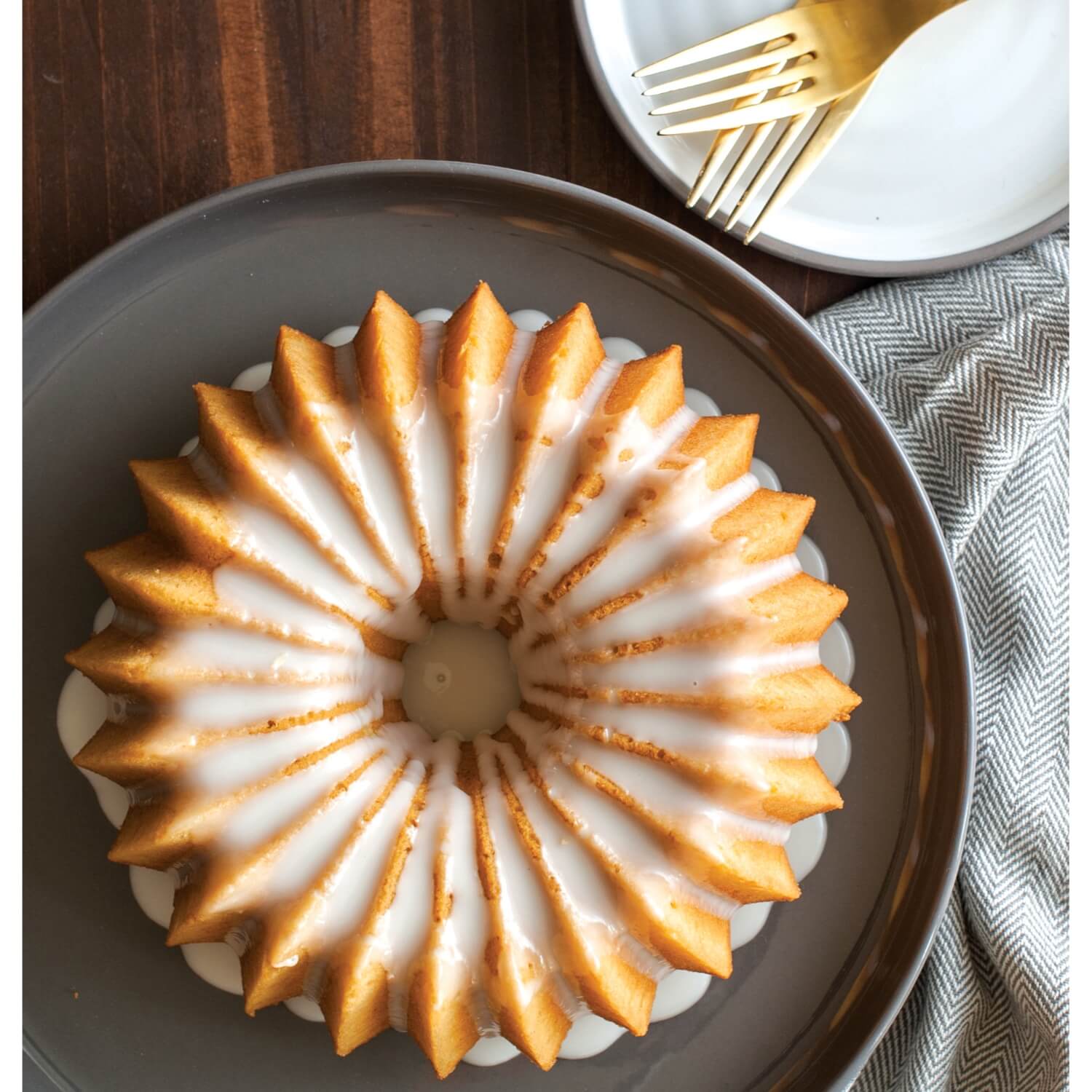 Buy Nordic Ware Brilliance 5Cup Bundt Pan Gold Potters