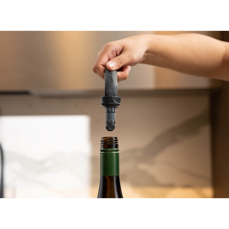 Zyliss 2-Piece Bottle Stopper Set