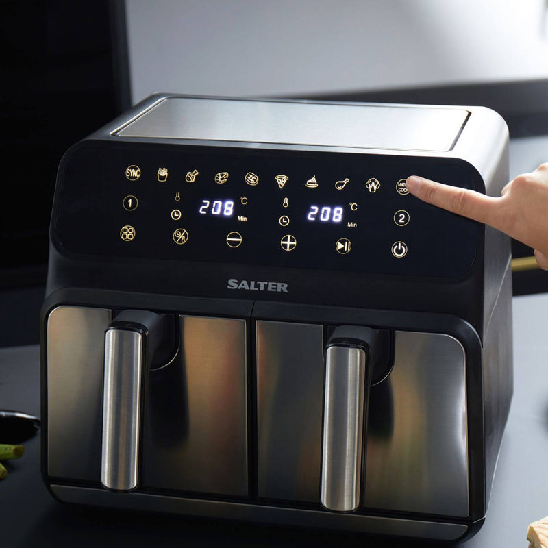 https://www.potterscookshop.co.uk/cdn/shop/files/EK5196-Salter-Dual-Double-Drawer-Air-Pro-7-6-Litre-Digital-Air-Fryer-Stainless-Steel-silver-Lifestyle-2_800x.jpg?v=1686221732