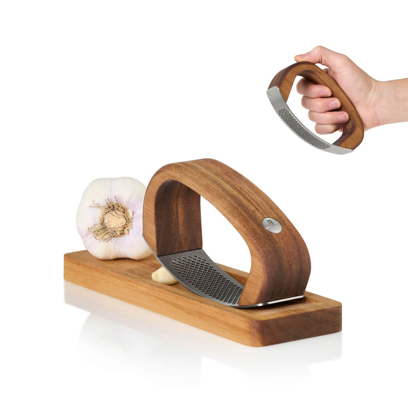AdHoc RoccaAlio Garlic Press & Chopping Board
