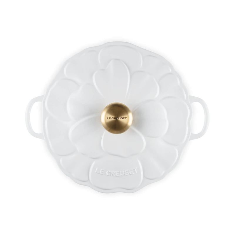 Le Creuset Signature Cast Iron 26cm Petal Shallow Casserole - Cotton