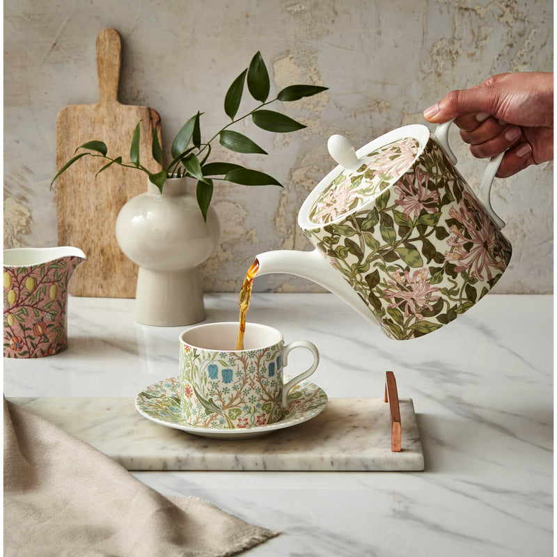 Morris & Co 4 Cup Porcelain Teapot - Honeysuckle