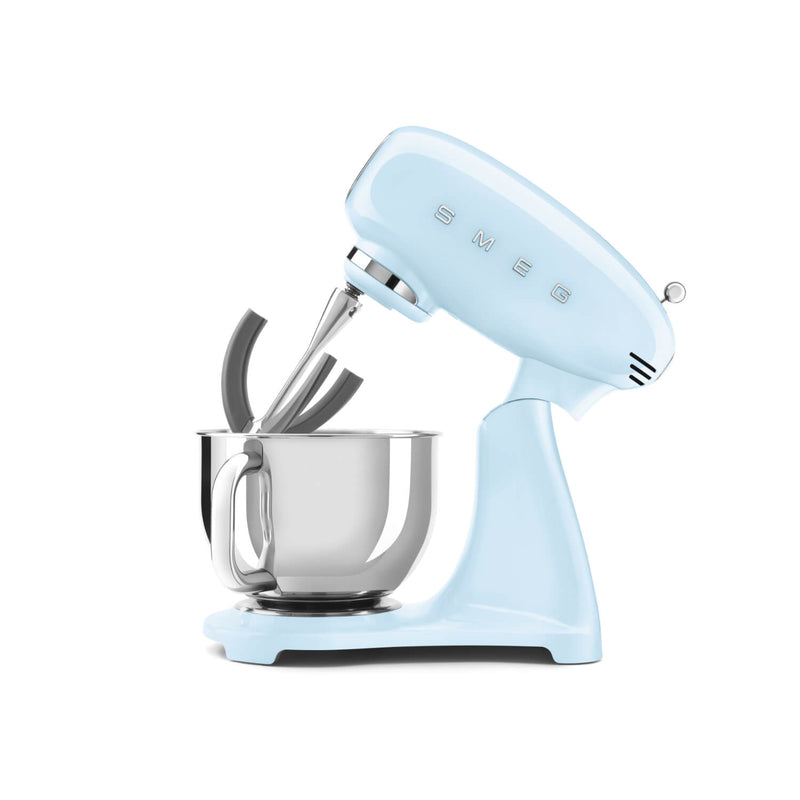 Free KSF01 Scales with Smeg 50's Style Retro SMF03 Stand Mixer - Pastel Blue