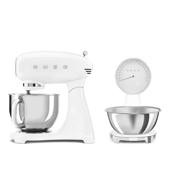 Free KSF01 Scales with Smeg 50's Style Retro SMF03 Stand Mixer - White