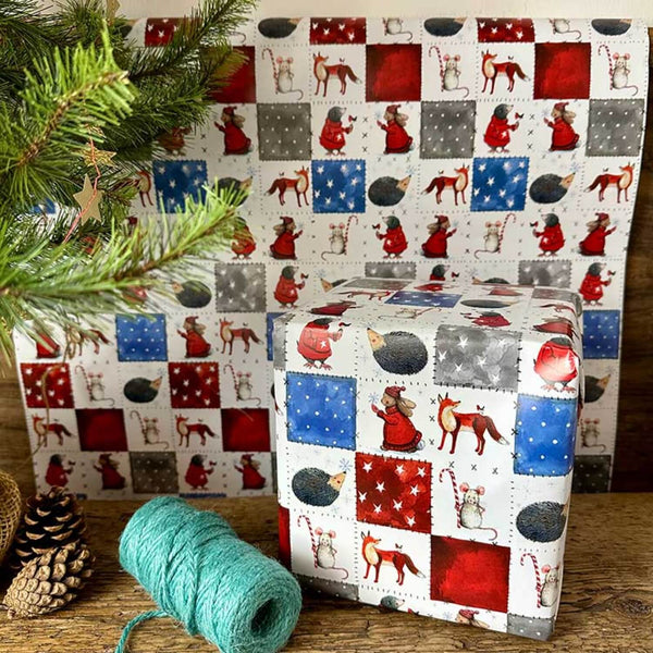 Alex Clark Christmas Gift Wrap & Tags - Quilt 2