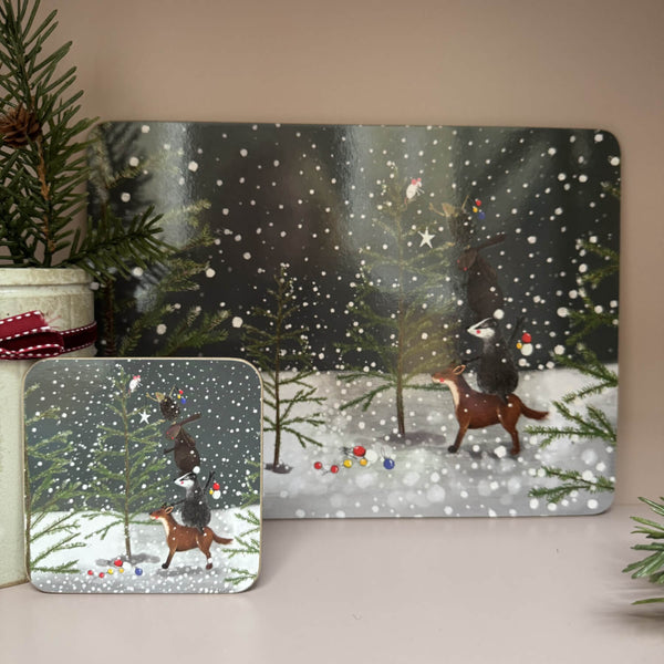 Alex Clark Christmas Placemat - Decorating the Tree