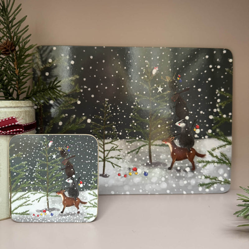 Alex Clark Christmas Placemat - Decorating the Tree