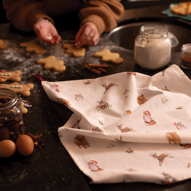 Wrendale Designs by Hannah Dale 100% Cotton Christmas Tea Towel - Winter Woodland