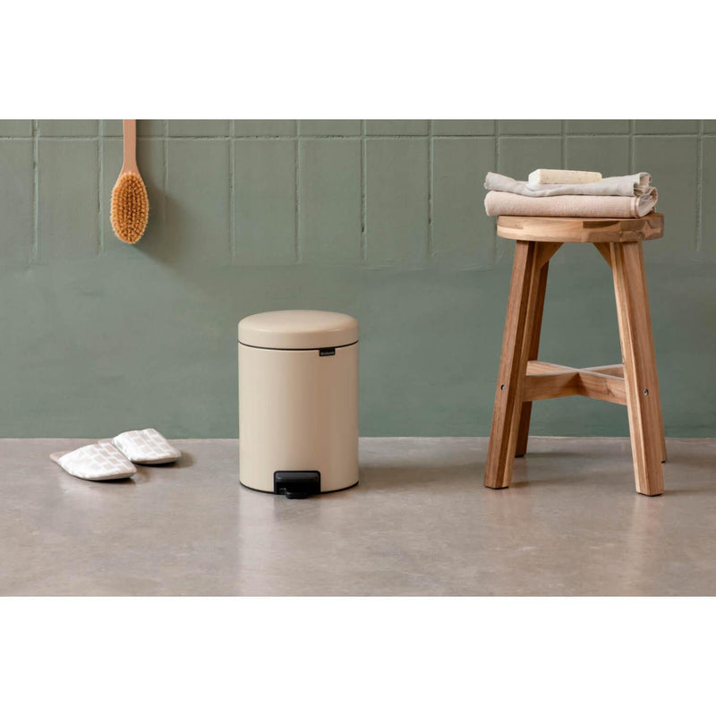 Brabantia Poubelle Touch Bin New 40 l, Soft Beige