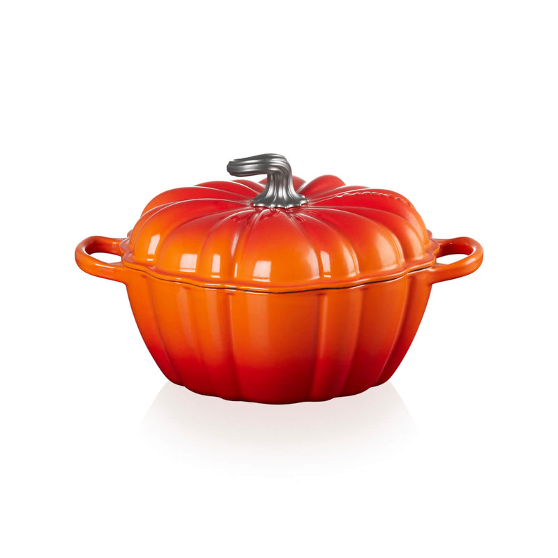 Le Creuset Halloween Cast Iron 24cm Pumpkin Casserole Dish - Volcanic