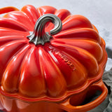 Le Creuset Halloween Cast Iron 24cm Pumpkin Casserole Dish - Volcanic