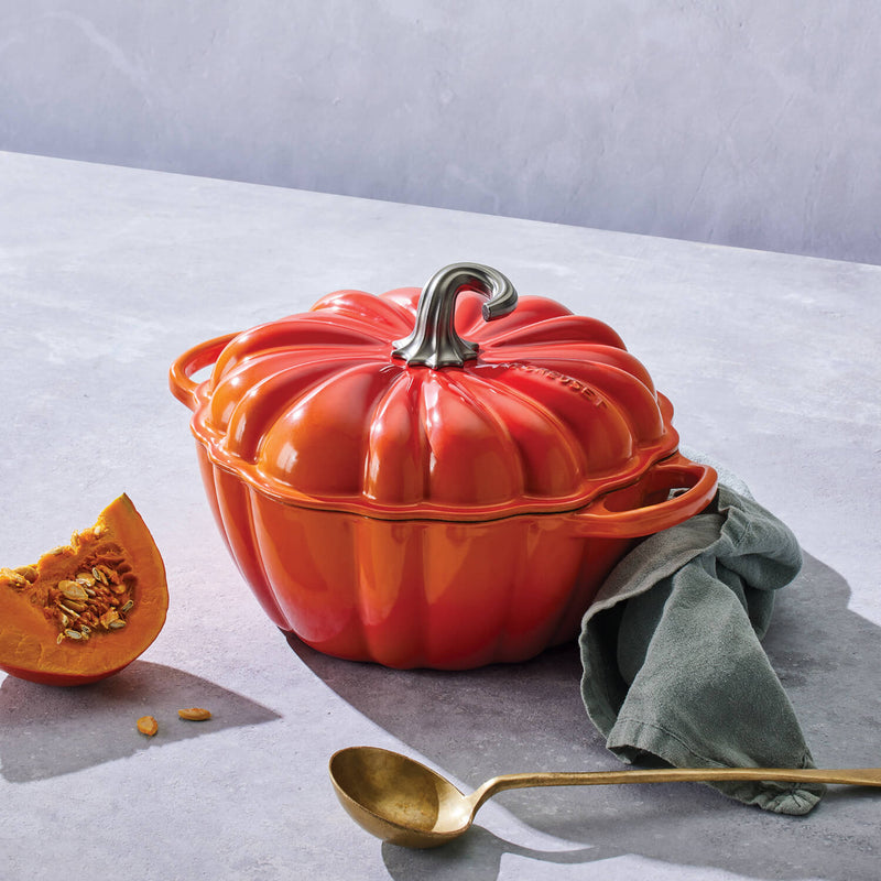 Le Creuset Halloween Cast Iron 24cm Pumpkin Casserole Dish - Volcanic