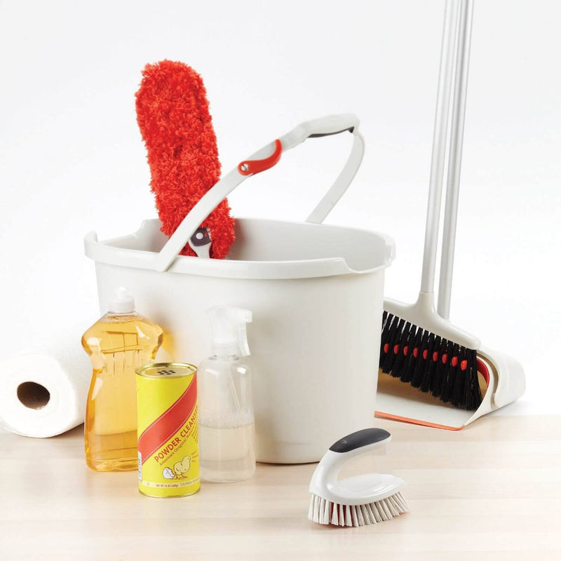 OXO Good Grips Tub and Tile Scrubber Refill & Good Grips All Purpose Scrub  Brush