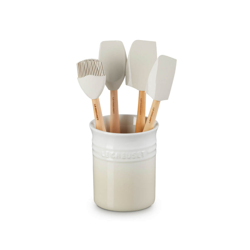 https://www.potterscookshop.co.uk/cdn/shop/products/69003007160003-Le-Creuset-Craft-4-Piece-Utensil-Set-with-Stoneware-Utensil-Jar-Meringue_1_800x.jpg?v=1678719395