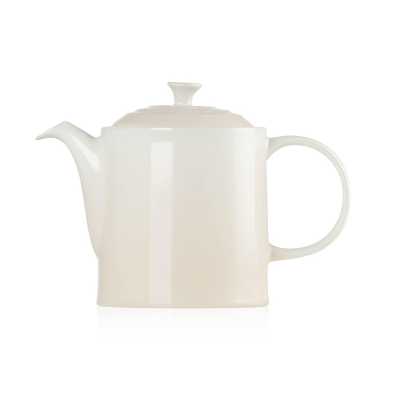 Le Creuset Stoneware Grand Teapot - Meringue - Potters Cookshop