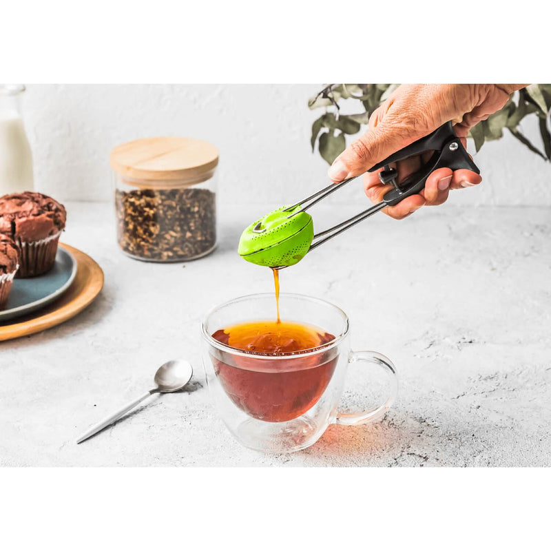 Dreamfarm Teafu Squeezable Tea Infuser - Green - Potters Cookshop