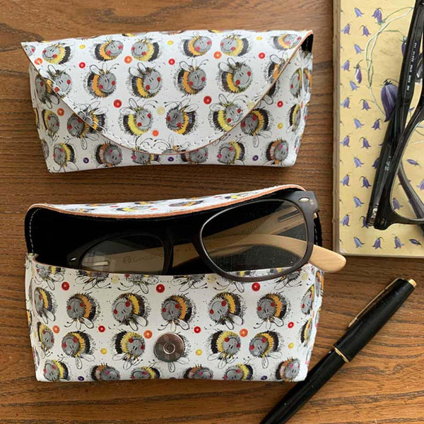 Alex Clark Spectacle Case - Bees - Potters Cookshop