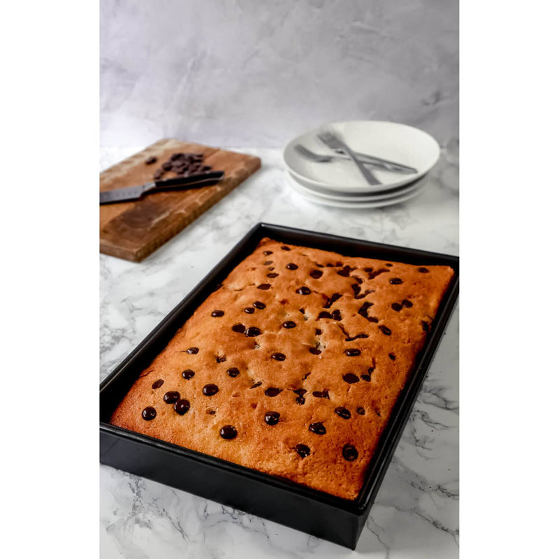 Masterclass Non-Stick Rectangle Deep Cake Tin - 35cm - Potters Cookshop