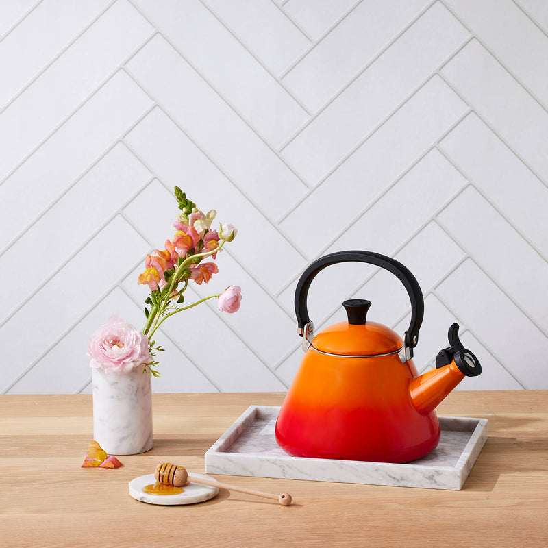 Le Creuset Kone Stove Top Kettle - Volcanic