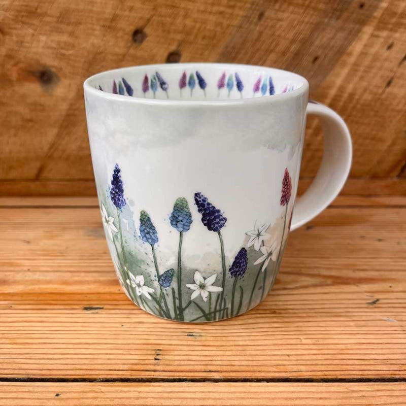 Alex Clark 400ml Mug - Grape Hyacinths